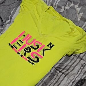 Medium Huskers V Neck